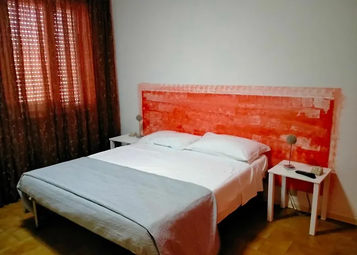 Casa De Nella Гостевой дом